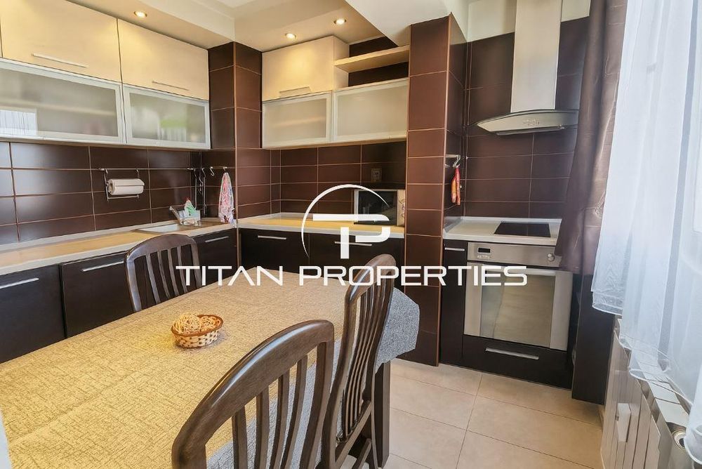 Дава се под наем Двустаен апартамент в Варна, Младост 1 - 67 кв.м за 400 € - Снимка #4