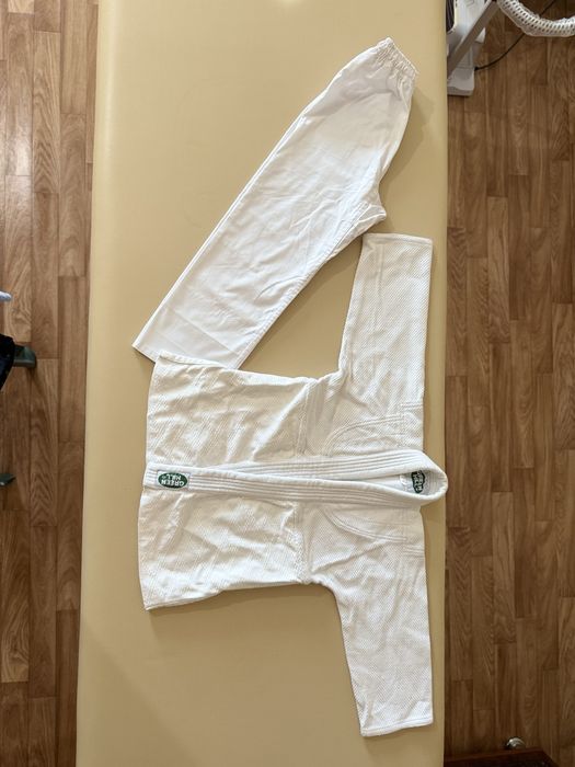 Костюм  и кимано