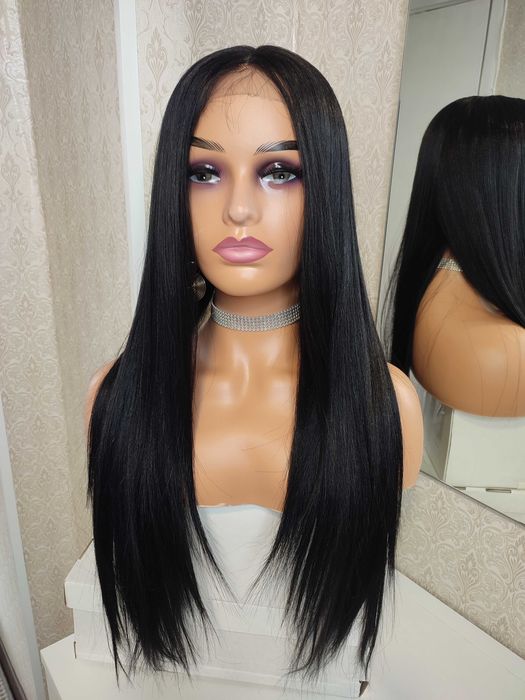 Парики женские / разные цвета и фасоны