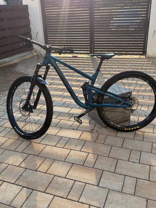 Bicicleta full suspension Focus Jam