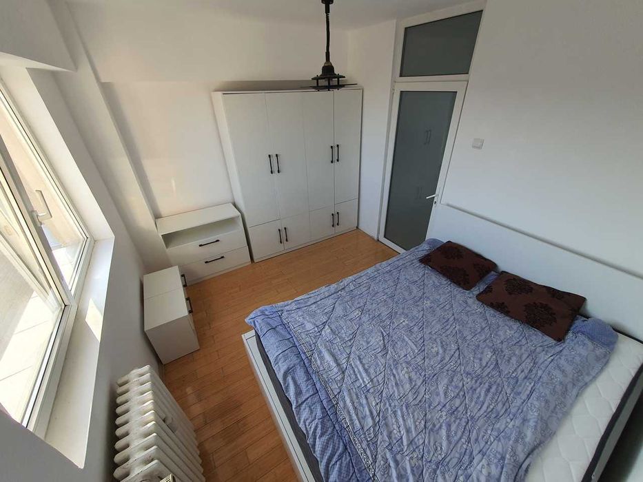 Inchiriez Apartament 4 Camere decomandat Militari Uverturii 91 mp, 2 balcoane Et. 8