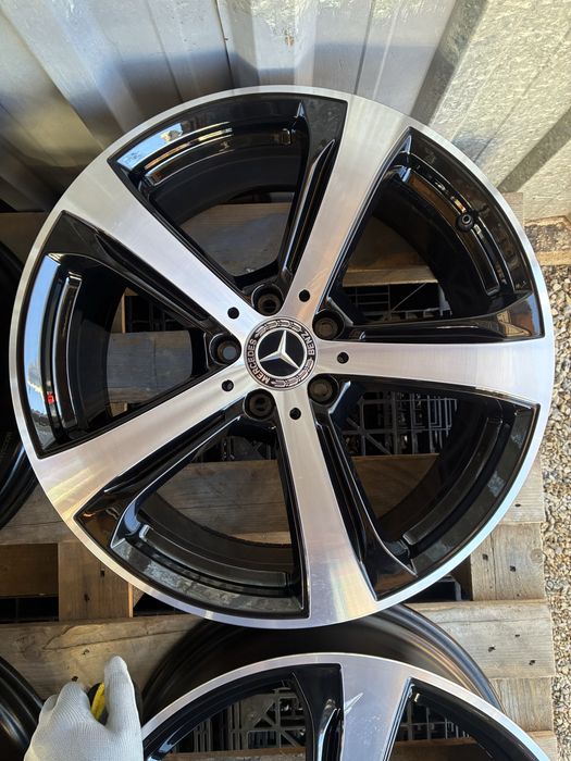 19 цола 5 х 112 мм C класа W 206 , GLA , E , CLA Mercedes