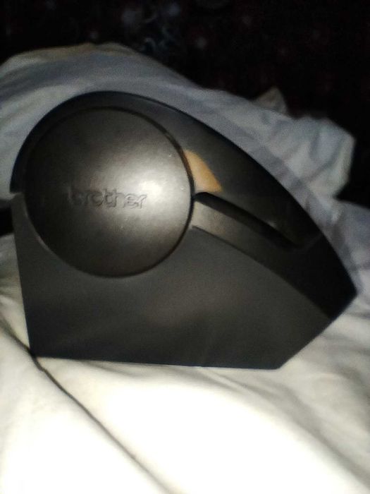 Продавам етикетен принтер Brother QL-650TD.