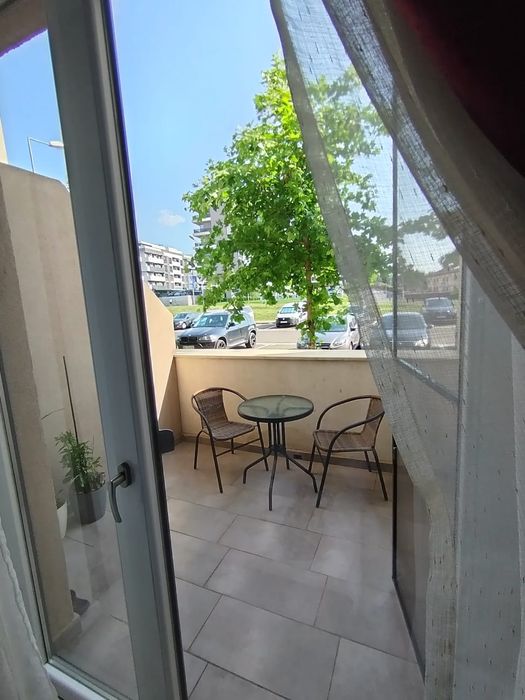 Închiriez apartament 2 camere decomandat in Oradea, Prima Universitatii