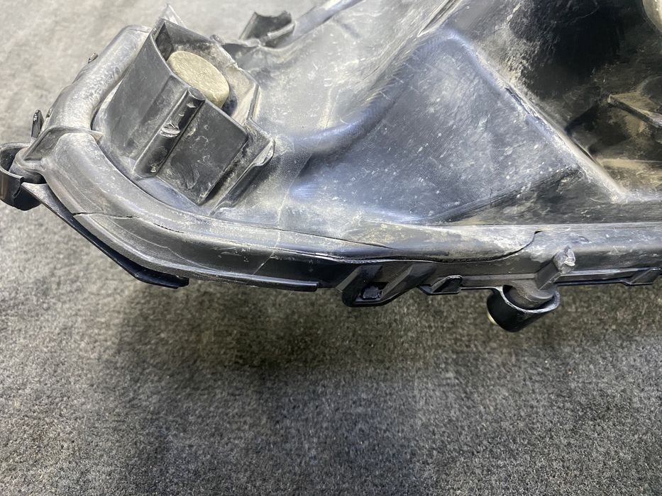 Фары Камри 70