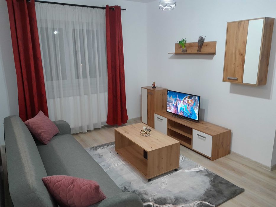 Inchiriez apartament 2 camere