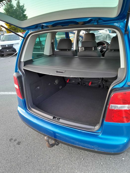 Volkswagen Touran 1.9 tdi.