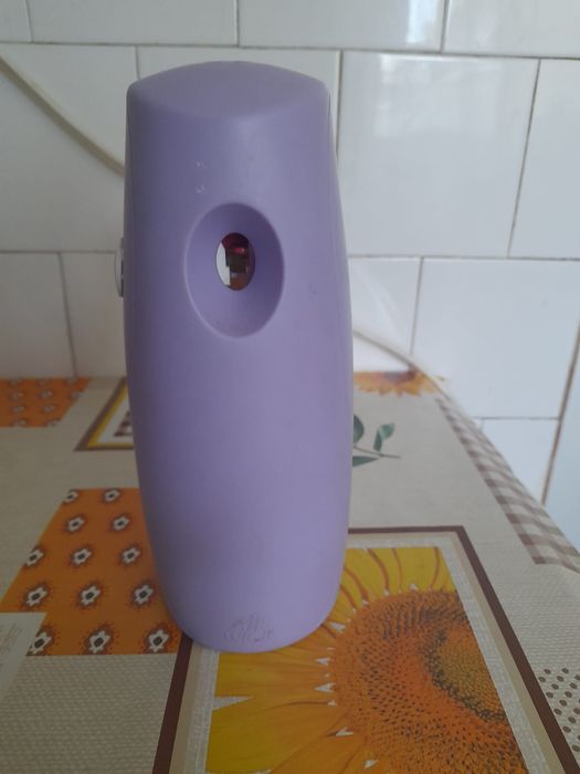 Aparat odorizant pentru cameră Air Wick