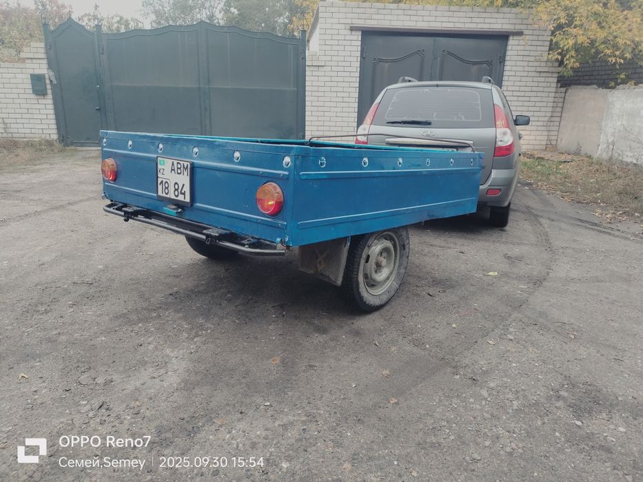 Продам приору С прицепом