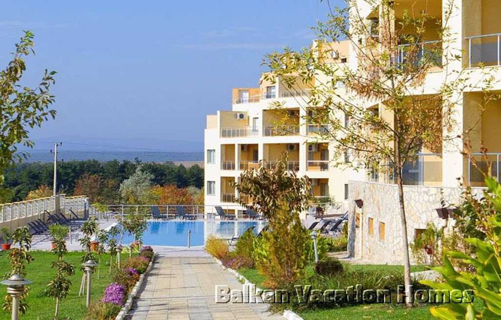 Продава се Двустаен апартамент в Бяла - 94 кв.м за 483 €/кв.м - Снимка #12