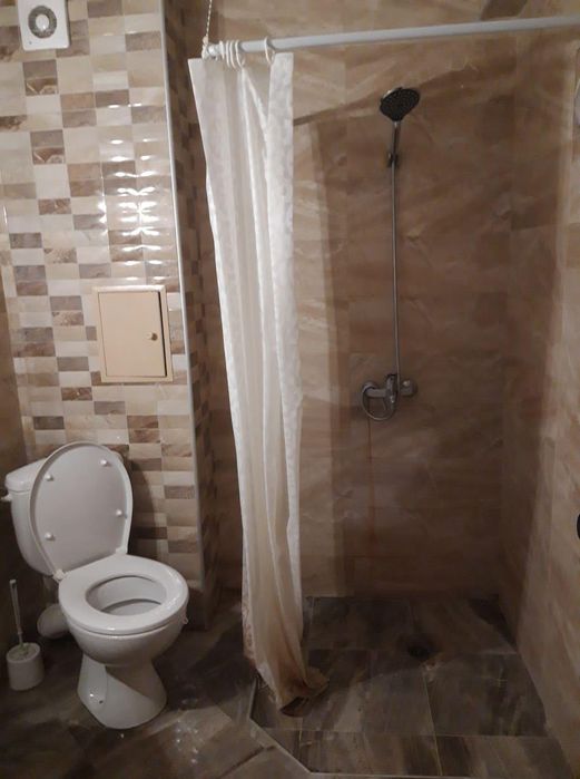 Дава се под наем Двустаен апартамент в Пловдив, Кършияка - 80 кв.м за 375 € - Снимка #3