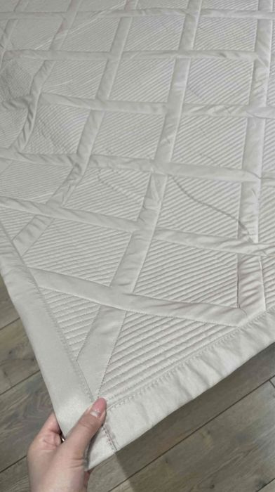 Продам кровать двуспальная!