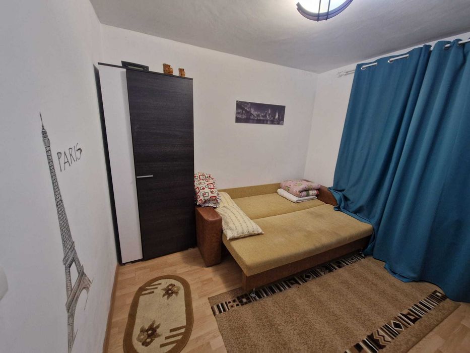 Apartament cu 3 camere decomandate – 70 mp | Spațios, mobilat și utilat