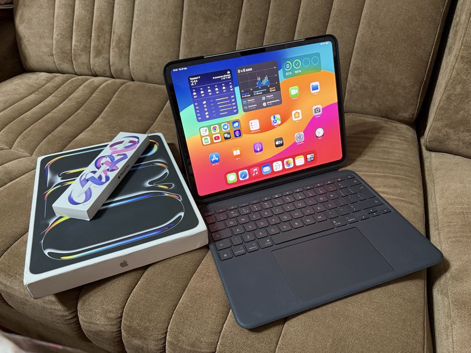 iPad Pro 13 M4 512GB cellular + Apple Pencil Pro + Logitech Combo