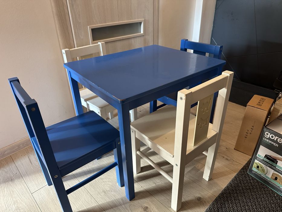 Vand masuta cu 4 scaune copii Ikea