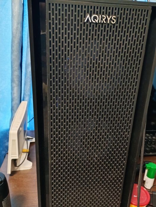 Vând urgent PC gaming asus