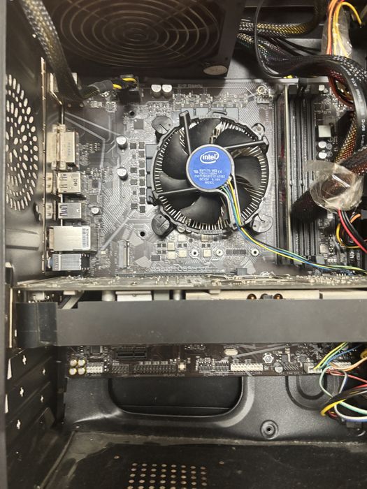 Calculator 1060 i7 8gb ram