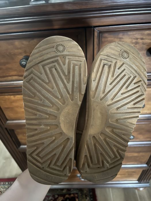 Ghete UGG maro blana