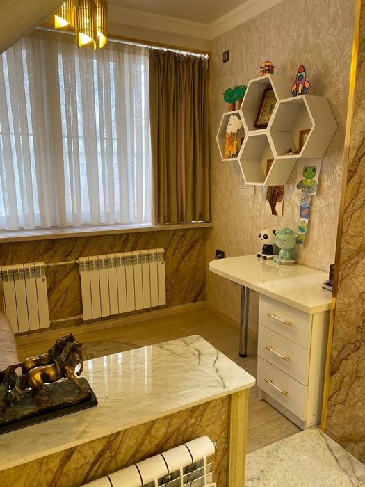 Продаётся 2в3/1/5 сергели-2