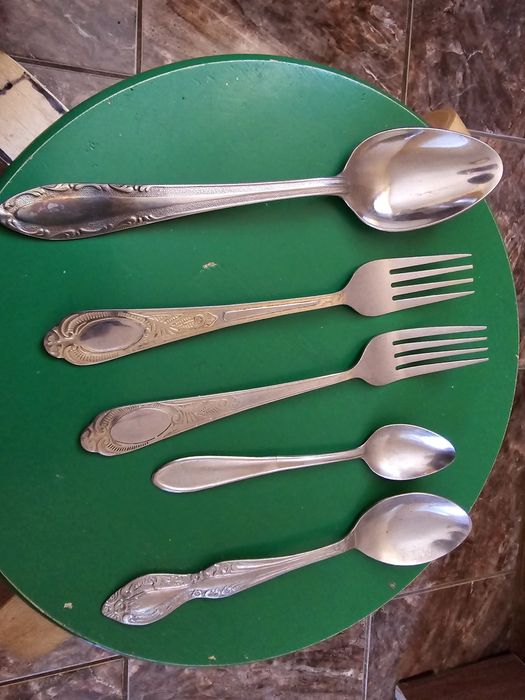 Продам столовые ложки, вилки