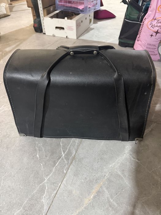 Продам швейную машинку