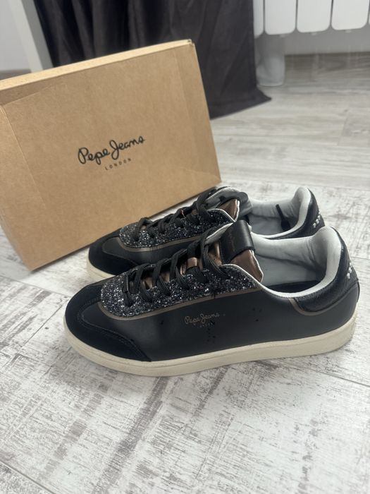 Дамски Маратонки Nike и други