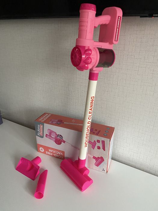 Детска малка вертикална  прахосмукачка