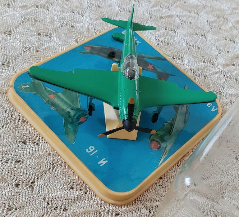 Модель самолёта Як-3