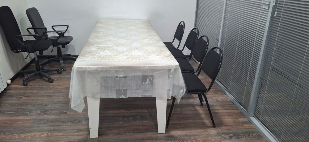 Стол сатылады 80 мын