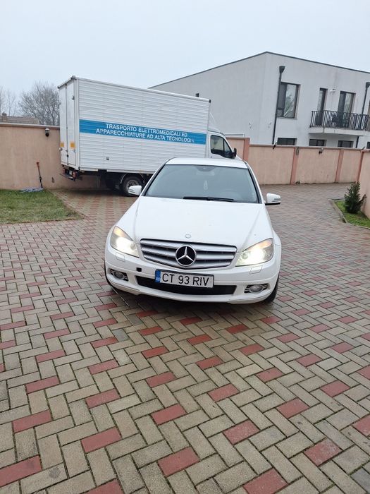 MERCEDES  C220 avangard