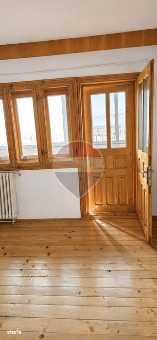 Apartament de vanzare/ 3 camere 2 bai/ str Granicerului Radauti