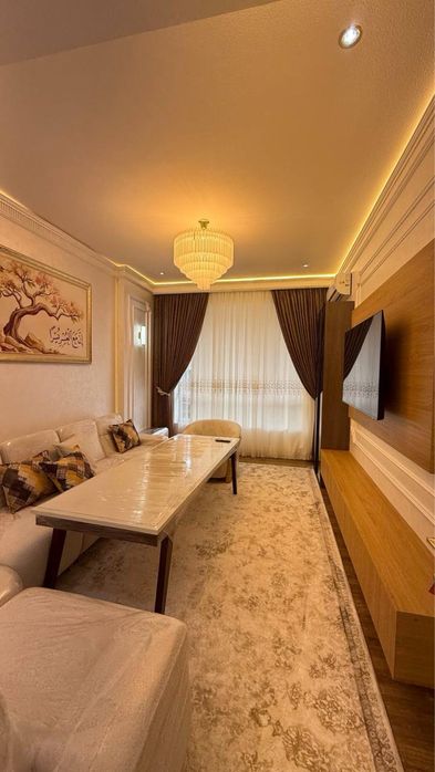 Продается 3 ком. Квартира площадью 90 кв.м. Адрес Ж/д Вокзал