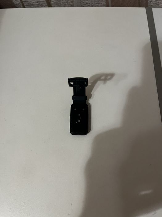 Продам часы huawei band 8