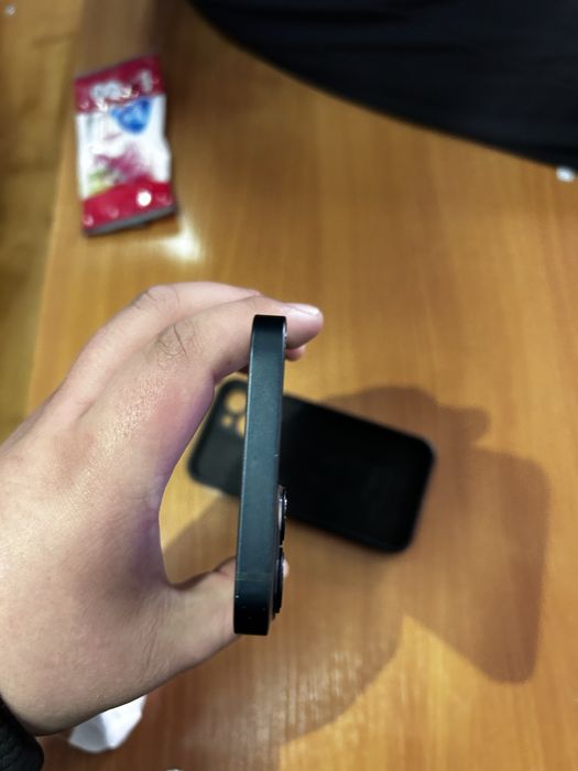Iphone 13 в хорошом состояние