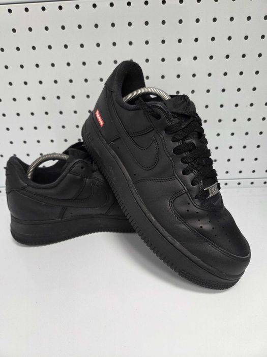 Оригинални мъжки маратонки- Nike X Supreme Air Force