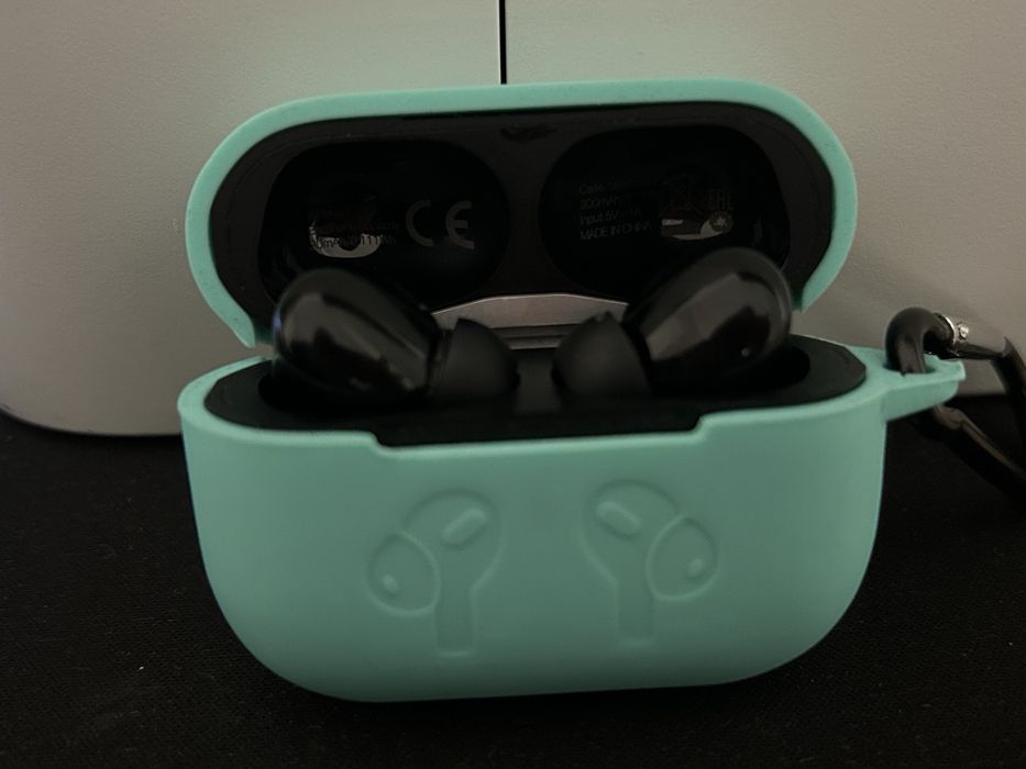 Наушник сатылады срочно!