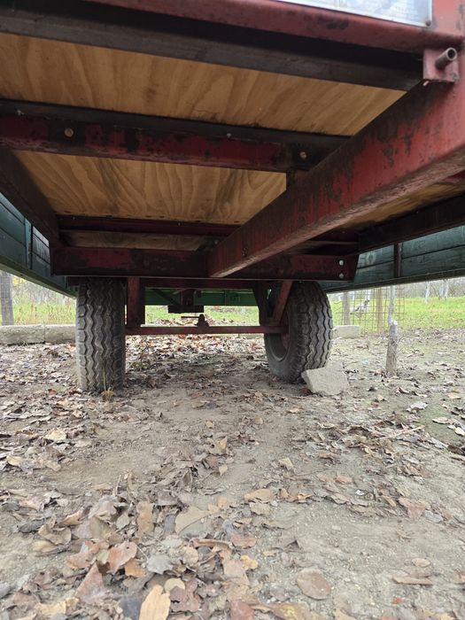 Remorca tractor cu inaltatoare