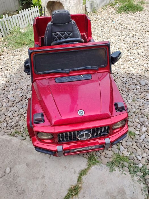 Vând mașină electrică
