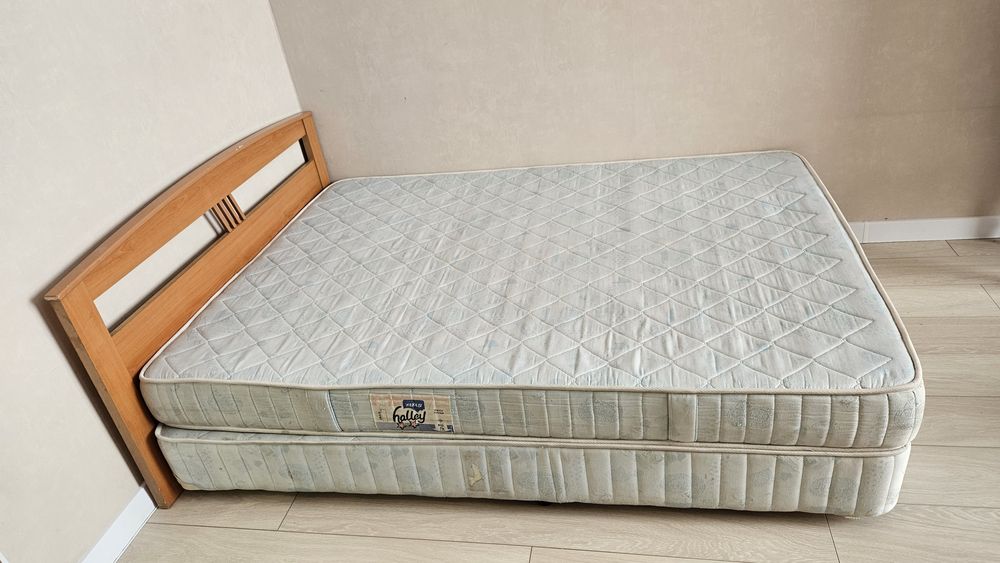 Кровать шириной 1,40 м продам