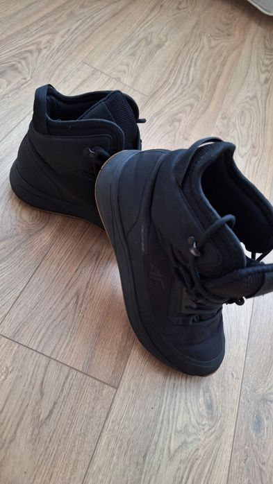 Ghete  baieti  iarna