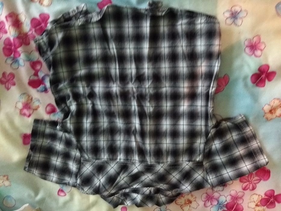 Продается рубашка для мальчика