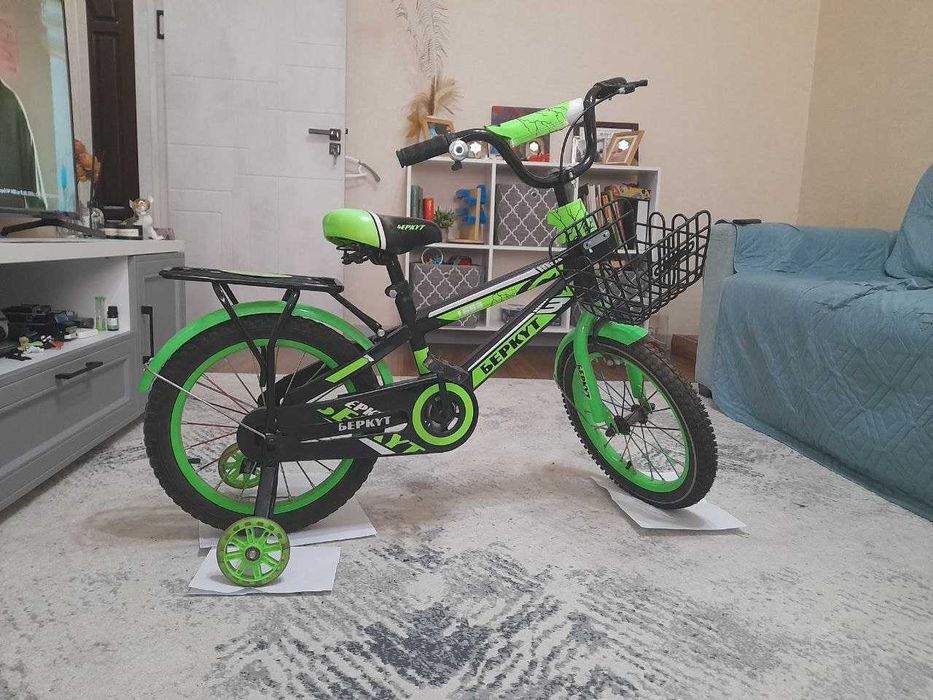 Продаётся велосипед и самокат
