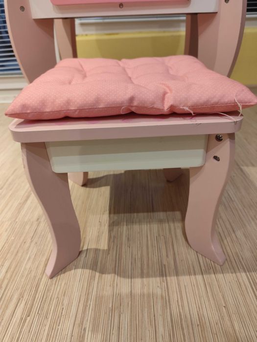 Продавам детска тоалетка