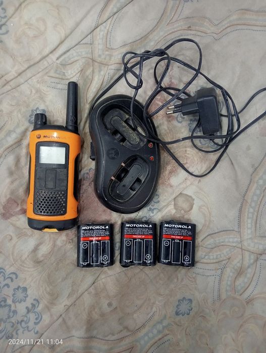 Продам рации Моторолла