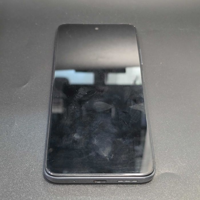 HOPE AMANET P8  Redmi  10 64 gb 4 gb ram