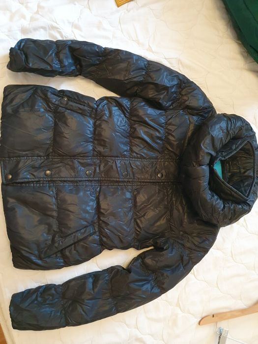 Отдам зимние куртки