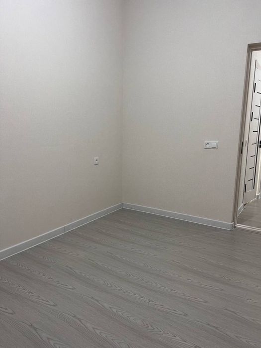 Uy sotiladi 2xona bek baraka dom