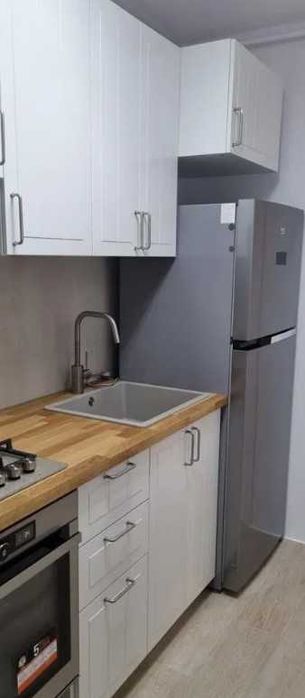 Дава се под наем Двустаен апартамент в Пловдив, Кършияка - 65 кв.м за 275.4 € - Снимка #2