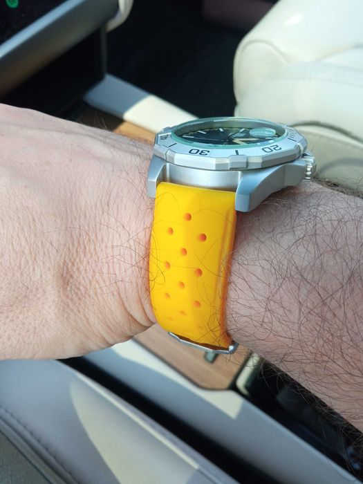 Curea ceas Tag Heuer silicon Galbena (Lemon Yellow)