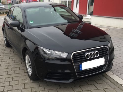 Dezmembrez / Dezmembrari / Piese / Accesorii Audi A1